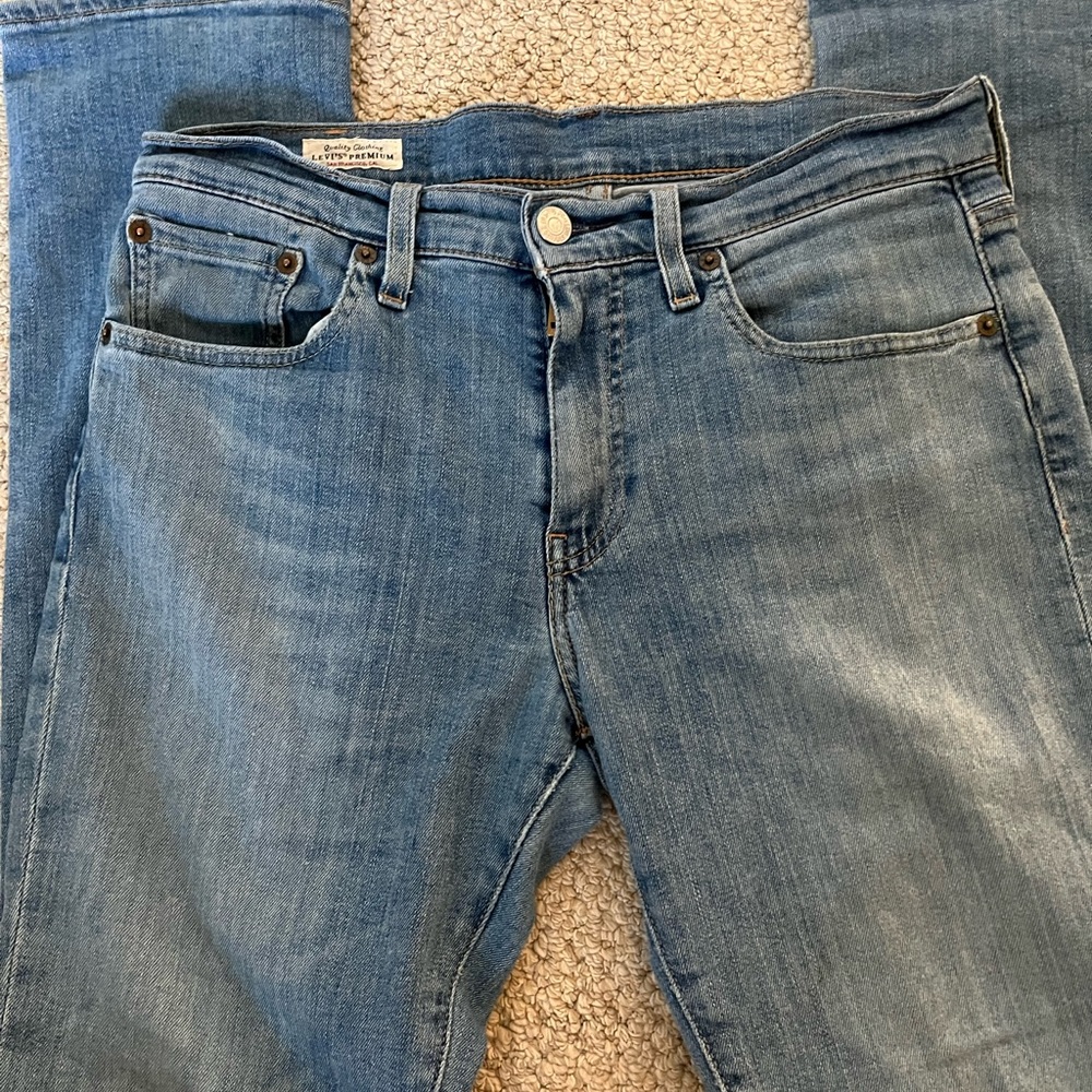 Women’s Levi’s Premium blue jeans size W 29 L 30